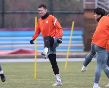 米兰官方网站-关于山东泰山发布备战花絮，赛后状态回暖，NBA常规赛任务艰巨，资深球员宣示担当的信息